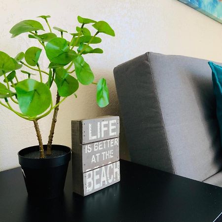 Hollywood Beach Apartments - Walk To The Beach Екстериор снимка