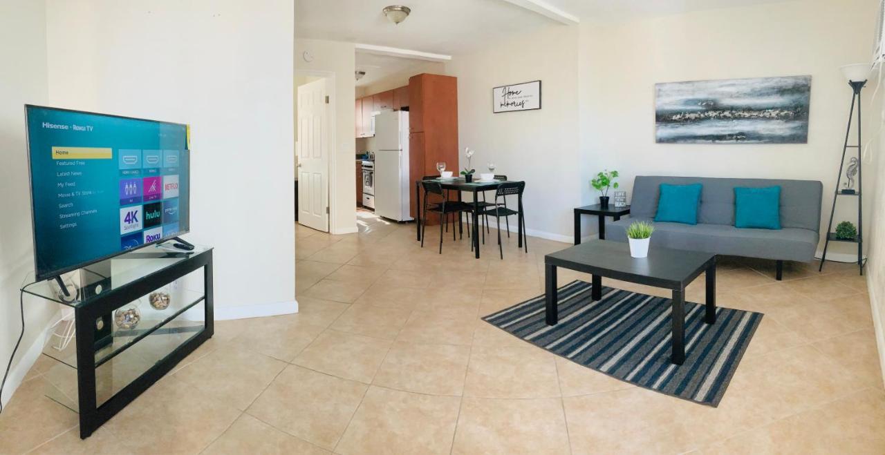 Hollywood Beach Apartments - Walk To The Beach Екстериор снимка