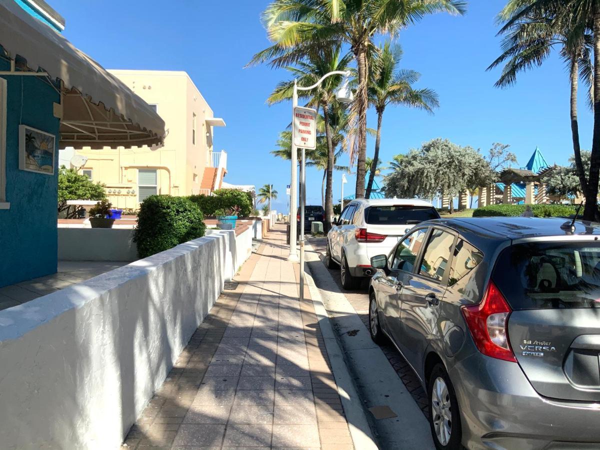 Hollywood Beach Apartments - Walk To The Beach Екстериор снимка